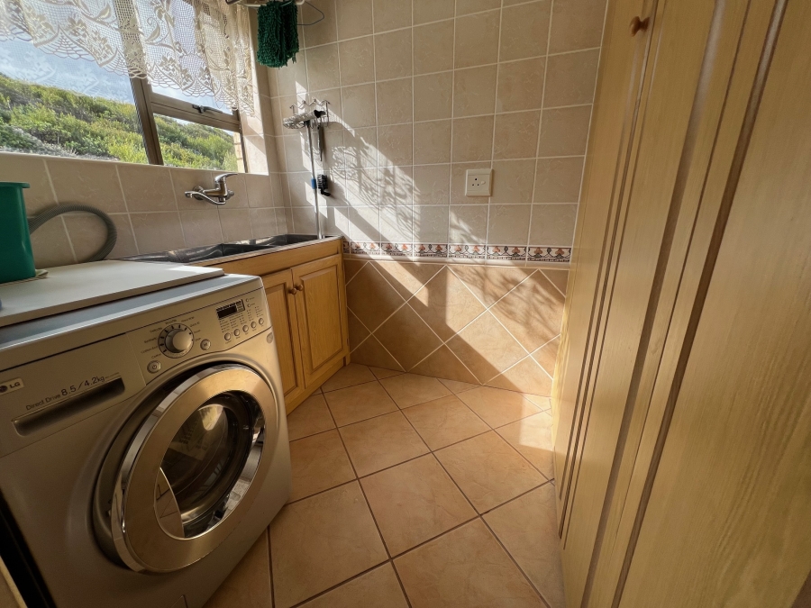 3 Bedroom Property for Sale in Dana Bay Western Cape